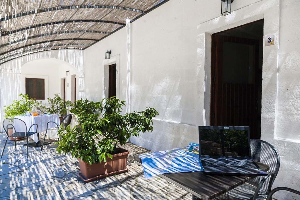 B&B Pozzo Di Luce (Adults Only) 莫诺波利 外观 照片