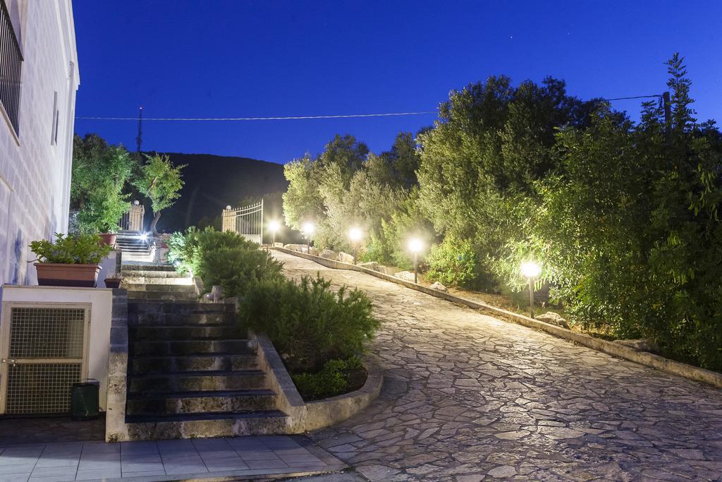 B&B Pozzo Di Luce (Adults Only) 莫诺波利 外观 照片