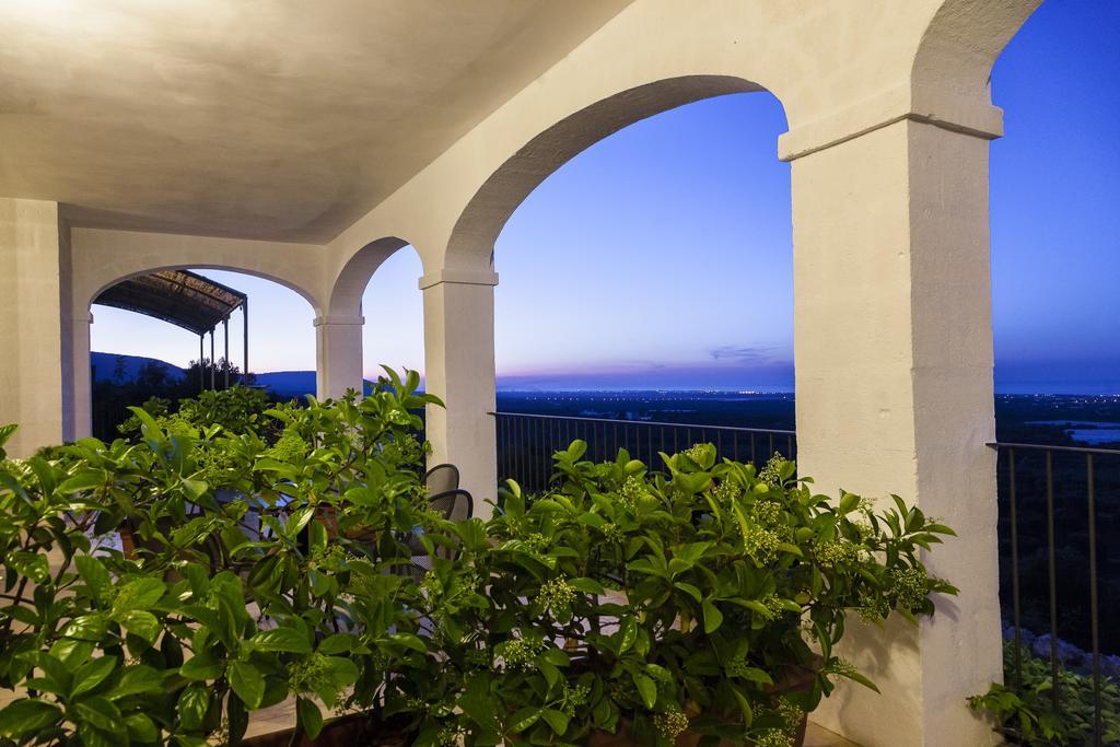 B&B Pozzo Di Luce (Adults Only) 莫诺波利 外观 照片